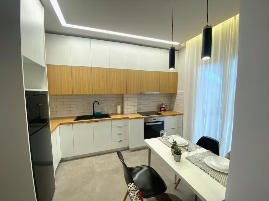 Piraeus Apartment For Rent מראה חיצוני תמונה