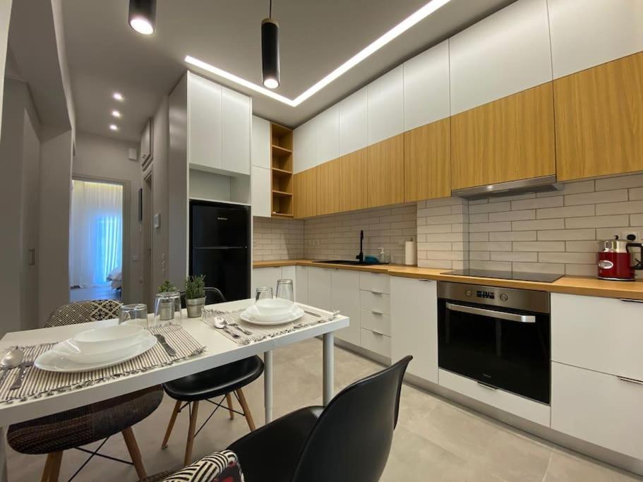 Piraeus Apartment For Rent מראה חיצוני תמונה